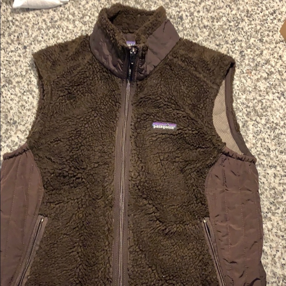 Patagonia women’s M brown retool vest like new